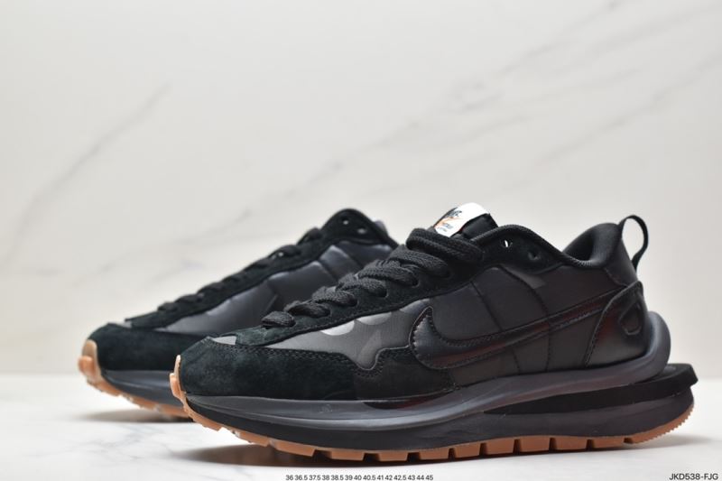 Sacai X Nike regasus vaporrly